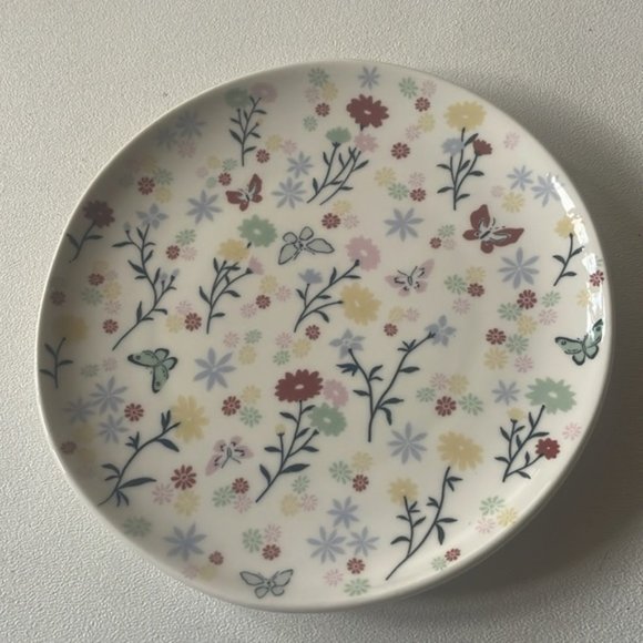 FRENCH TOAST Set of 4 Dessert Plates pastel flowers & butterflies Alltrue NWT - Picture 6 of 8